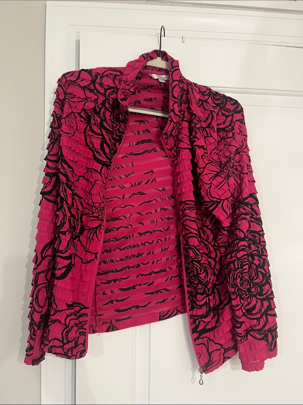 erin london Hot Pink and Black Floral Ruffle Zip Cardigan